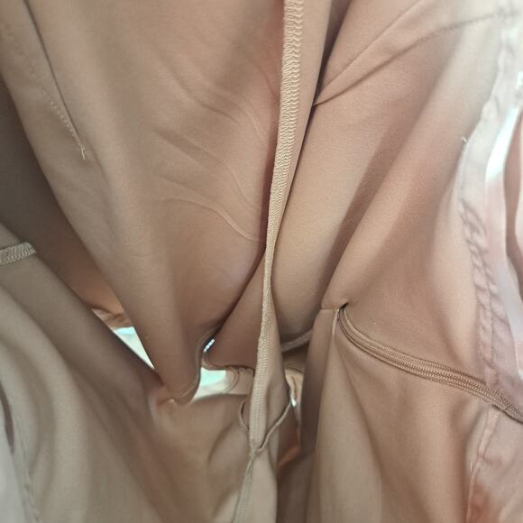 Izod XFG Stretch Khaki Plaid Skort Women's Size 8 - Picture 7 of 9